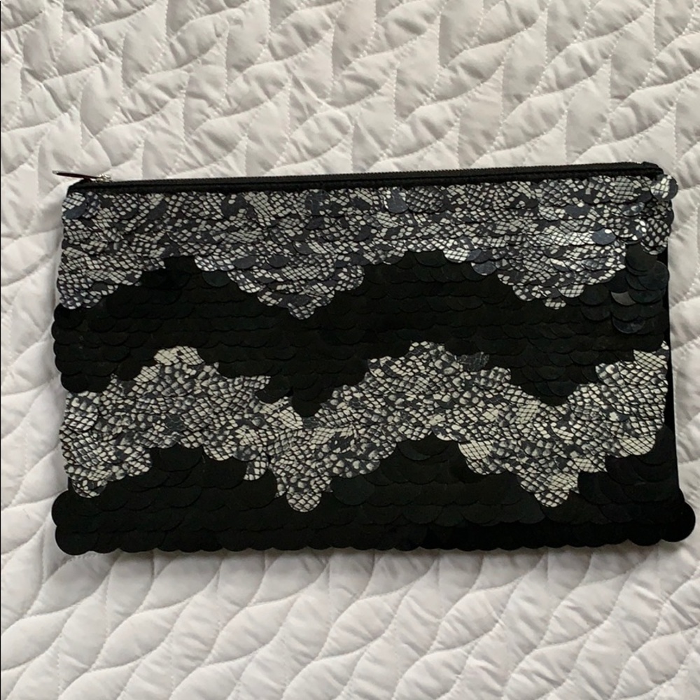 NWT BCBG Maxazria Sequined Large Clutch Bag